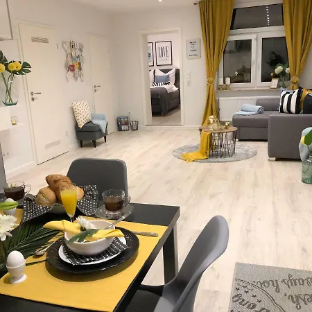 דירה Domizil Am Delft אמדן